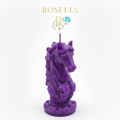 Işığın ve Özgürlüğün Buluştuğu At Figürü Dekoratif Mum | Rosélia
