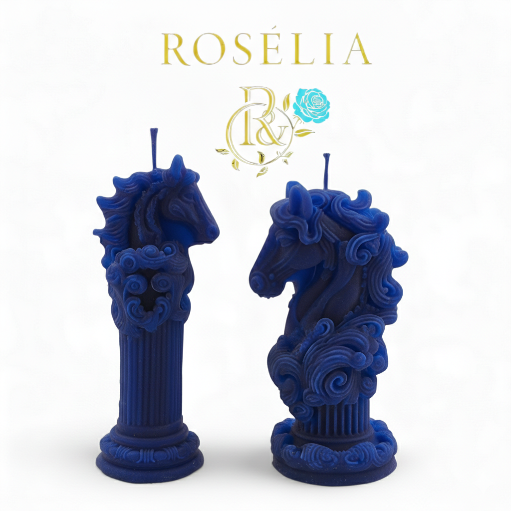Strateji ve Gücün Mitolojik Dansı - At Figürleri Dekoratif Mum | Rosélia