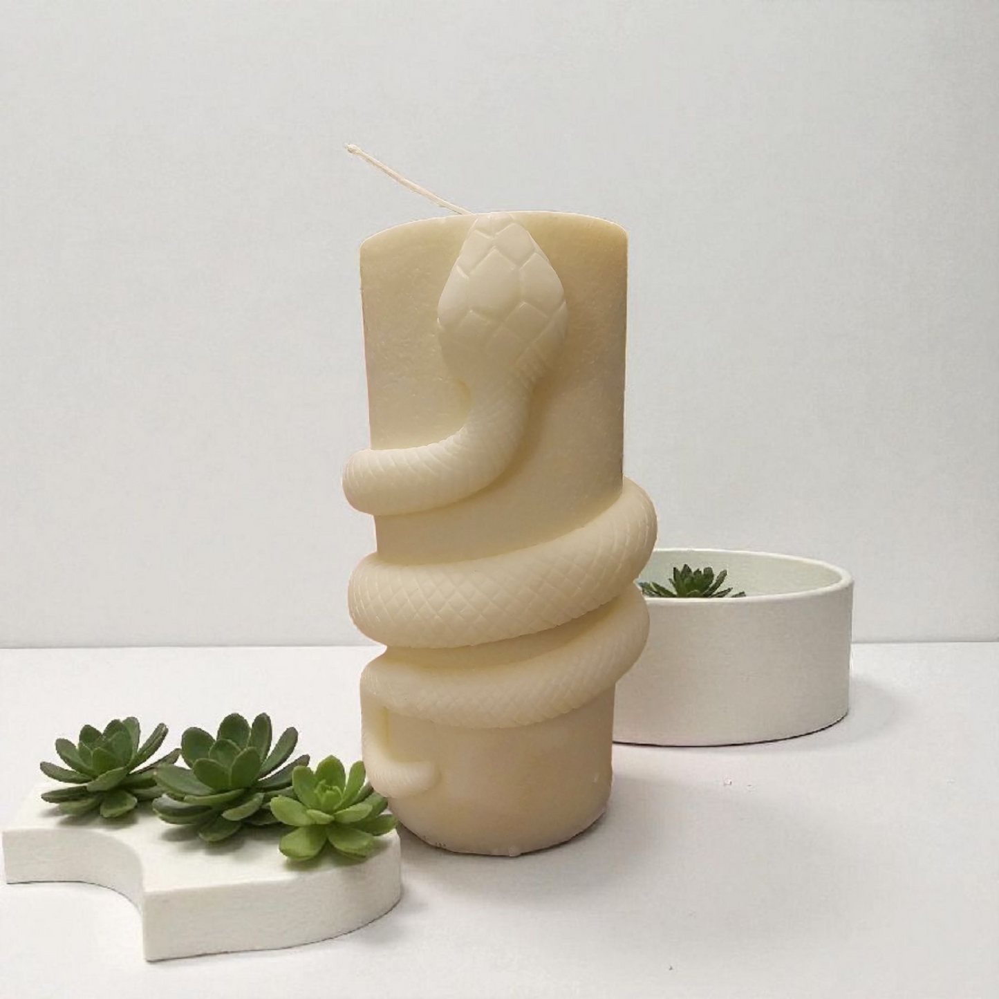 Rosélia Yılanlı Baton Mum