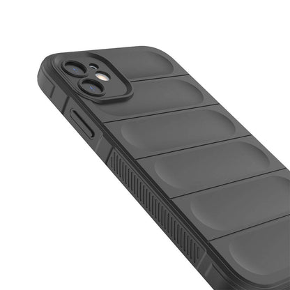 Apple iPhone 11 Kılıf Esnek TPU Oyuklu Arka Yüzey Tasarımlı Zore Etnik Silikon Kapak Siyah