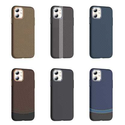 Apple iPhone 11 Kılıf M-safe Şarj Özellikli Karbon Fiber Görünümlü Zore Gros Kapak Gold-Siyah