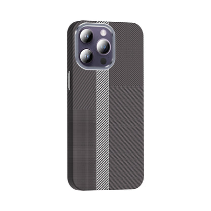 Apple iPhone 14 Pro Max Kılıf M-safe Şarj Özellikli Karbon Fiber Görünümlü Zore Gros Kapak Siyah
