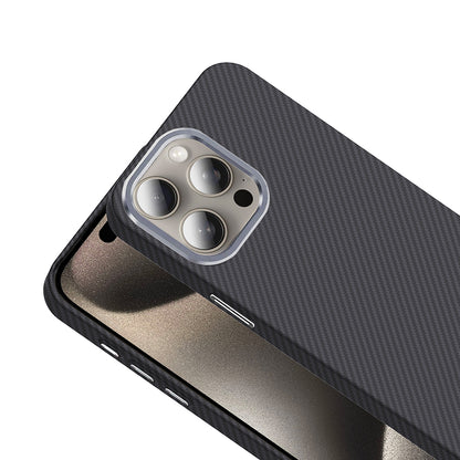 Apple iPhone 15 Pro Kılıf M-safe Şarj Özellikli Karbon Fiber Görünümlü Zore Gros Kapak Siyah-Lacivert