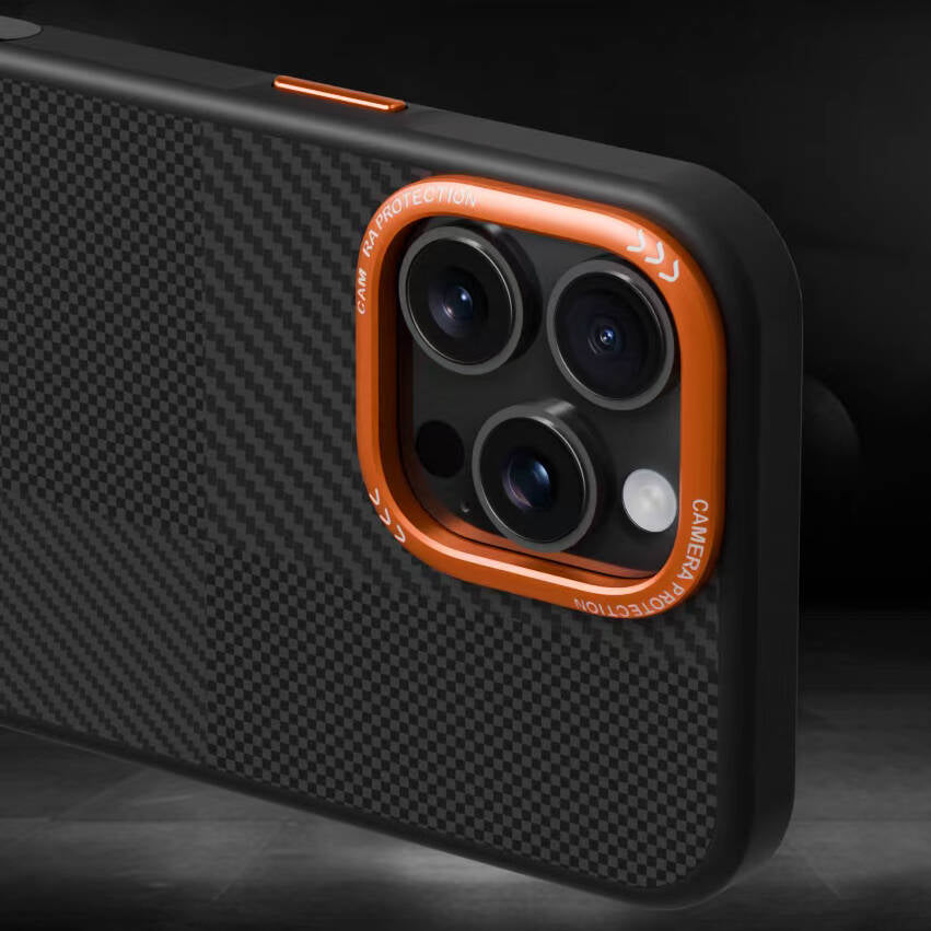 Apple iPhone 15 Pro Kılıf M-safe Şarj Özellikli Karbon Fiber Görünümlü Zore Kamp Kapak Turuncu