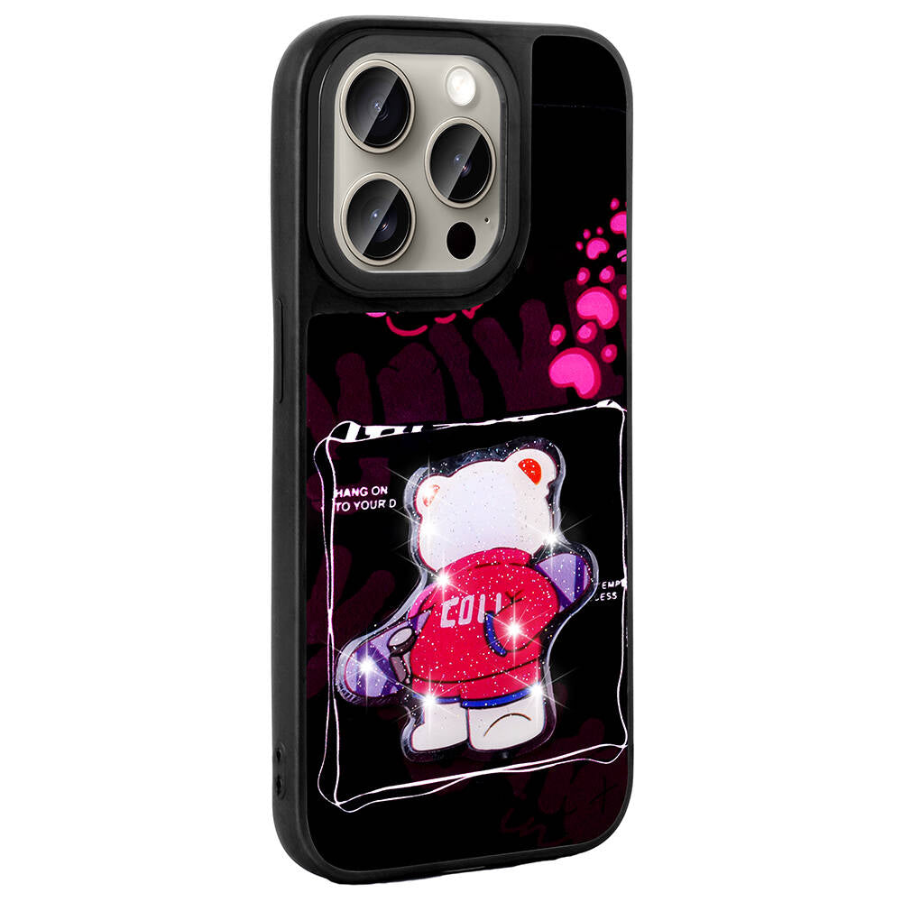 Apple iPhone 15 Pro Max Kılıf Parlayan Kabartmalı İkonik Figürlü Zore Amas Silikon Kapak Siyah