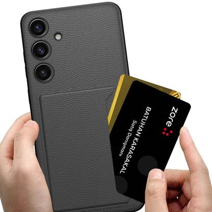 Galaxy S24 Suni Deri Arka Yüzey Zore Kartlıklı Kıpta Silikon Kapak Gümüş