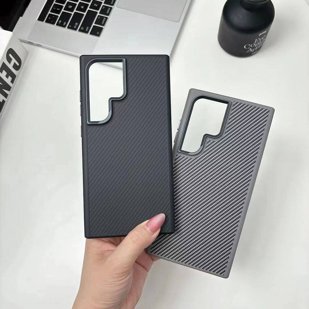 Galaxy S24 Ultra Kılıf M-safe Şarj Özellikli Karbon Fiber Görünümlü Zore Troy Kapak Siyah