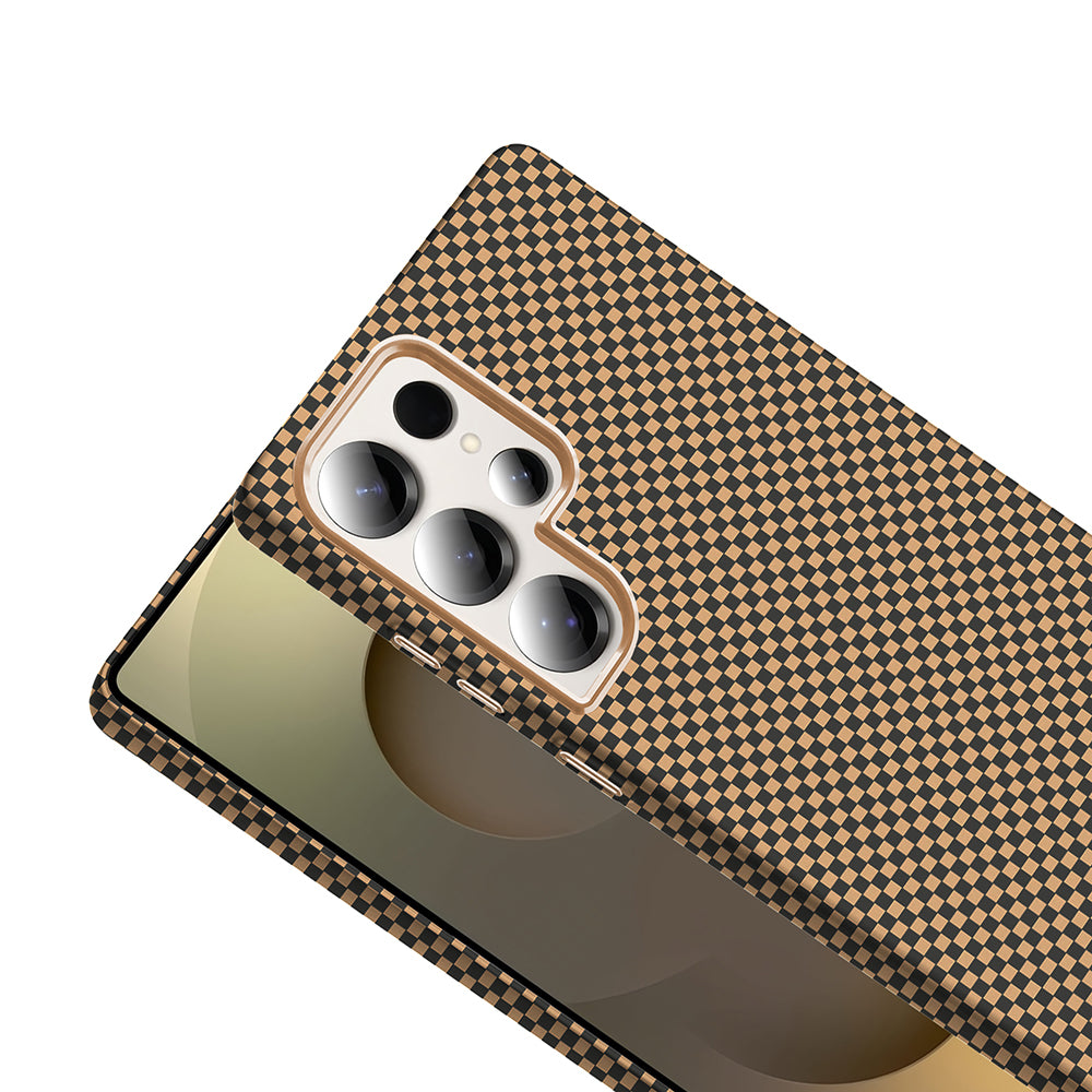 Galaxy S25 Ultra Kılıf M-safe Şarj Özellikli Karbon Fiber Görünümlü Zore Gros Kapak Gold-Siyah