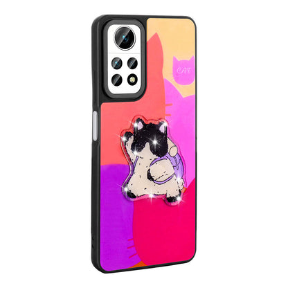 Xiaomi Redmi Note 12 Pro 4G Kılıf Parlayan Kabartmalı İkonik Figürlü Zore Amas Silikon Kapak Beyaz