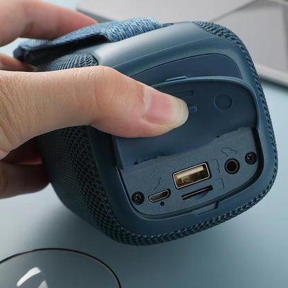 Zore TG339 Ayarlanabilir Renkli Işıklı El Askılı Bluetooth Hoparlör Speaker Siyah